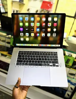 Laptop Apple MacBook Pro 2019 32GB Intel Core i9 SSD 512GB