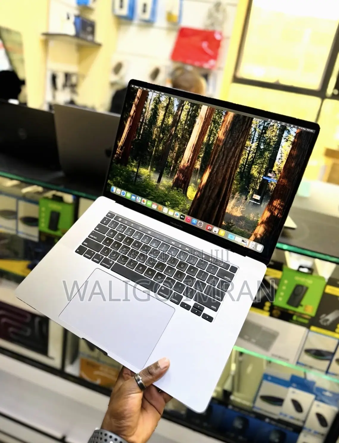 Laptop Apple MacBook Pro 2019 32GB Intel Core i9 SSD 512GB