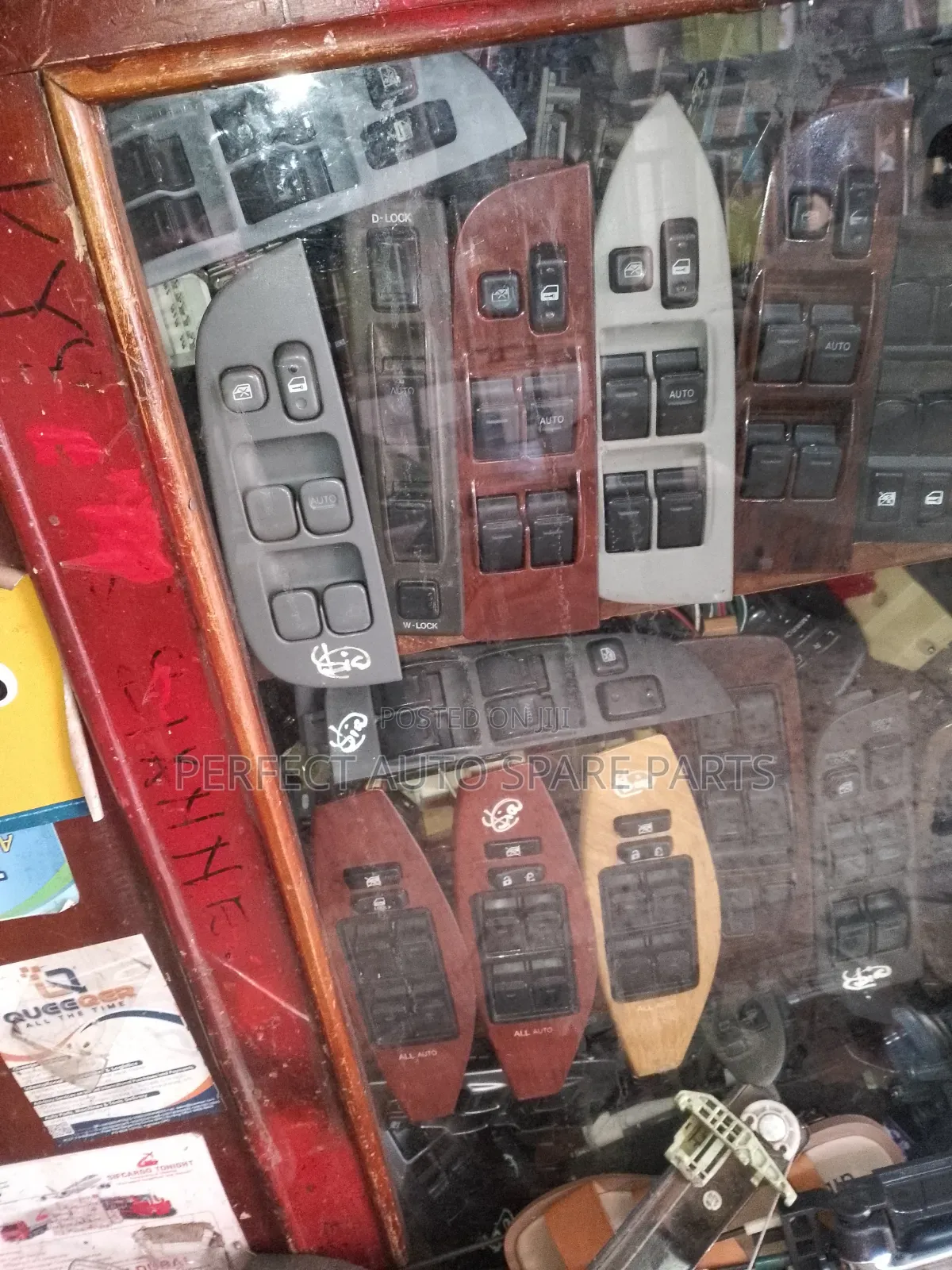 Door Switches for Toyota, Subaru & Nissan Vehicles in Stock Japan