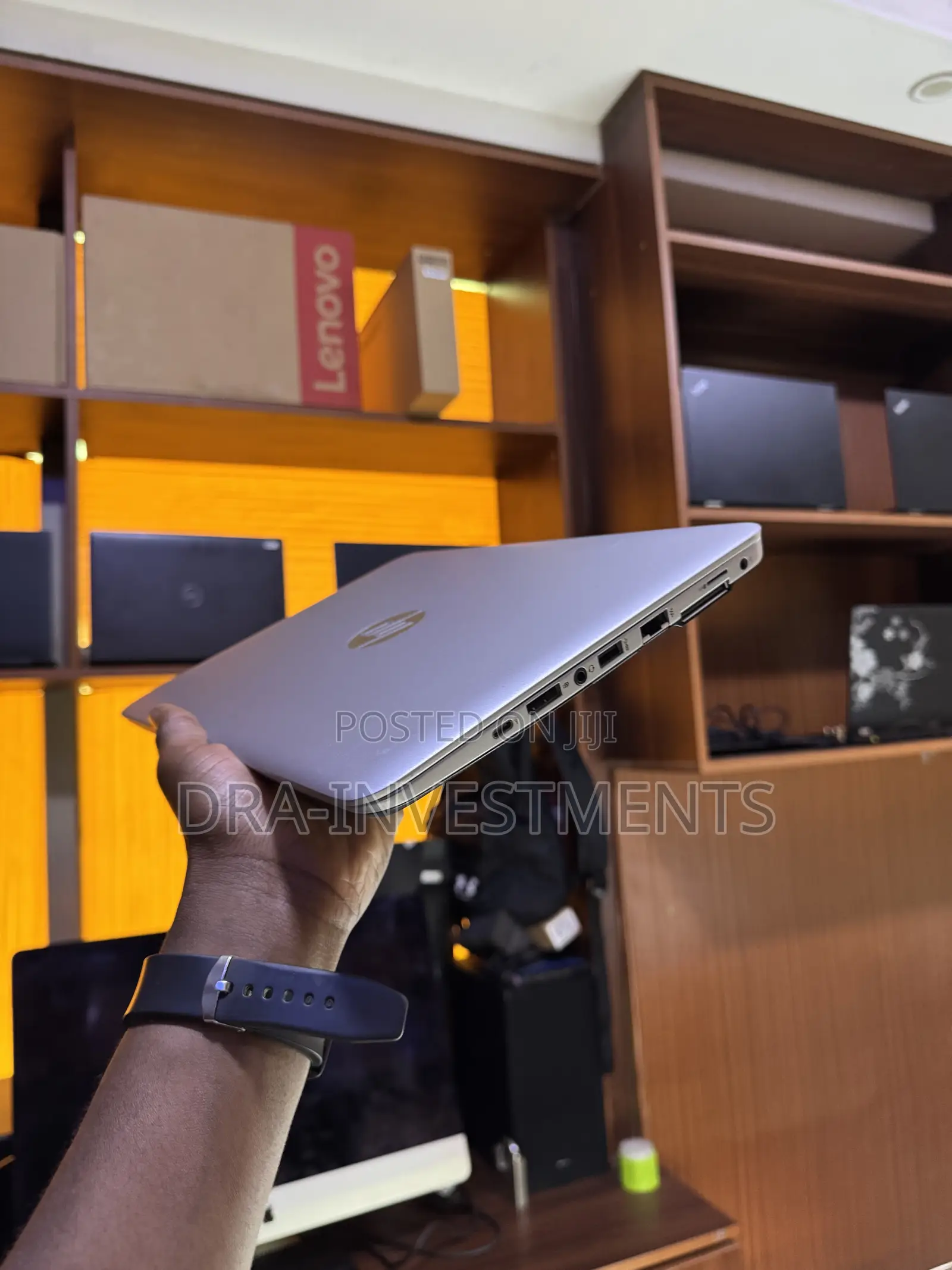 Laptop HP EliteBook 820 G3 4GB Intel Core i5 HDD+SSD 500GB