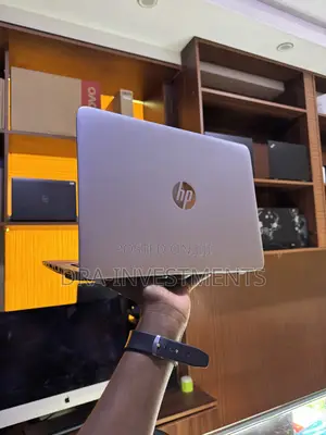 Laptop HP EliteBook 820 G3 4GB Intel Core i5 HDD+SSD 500GB