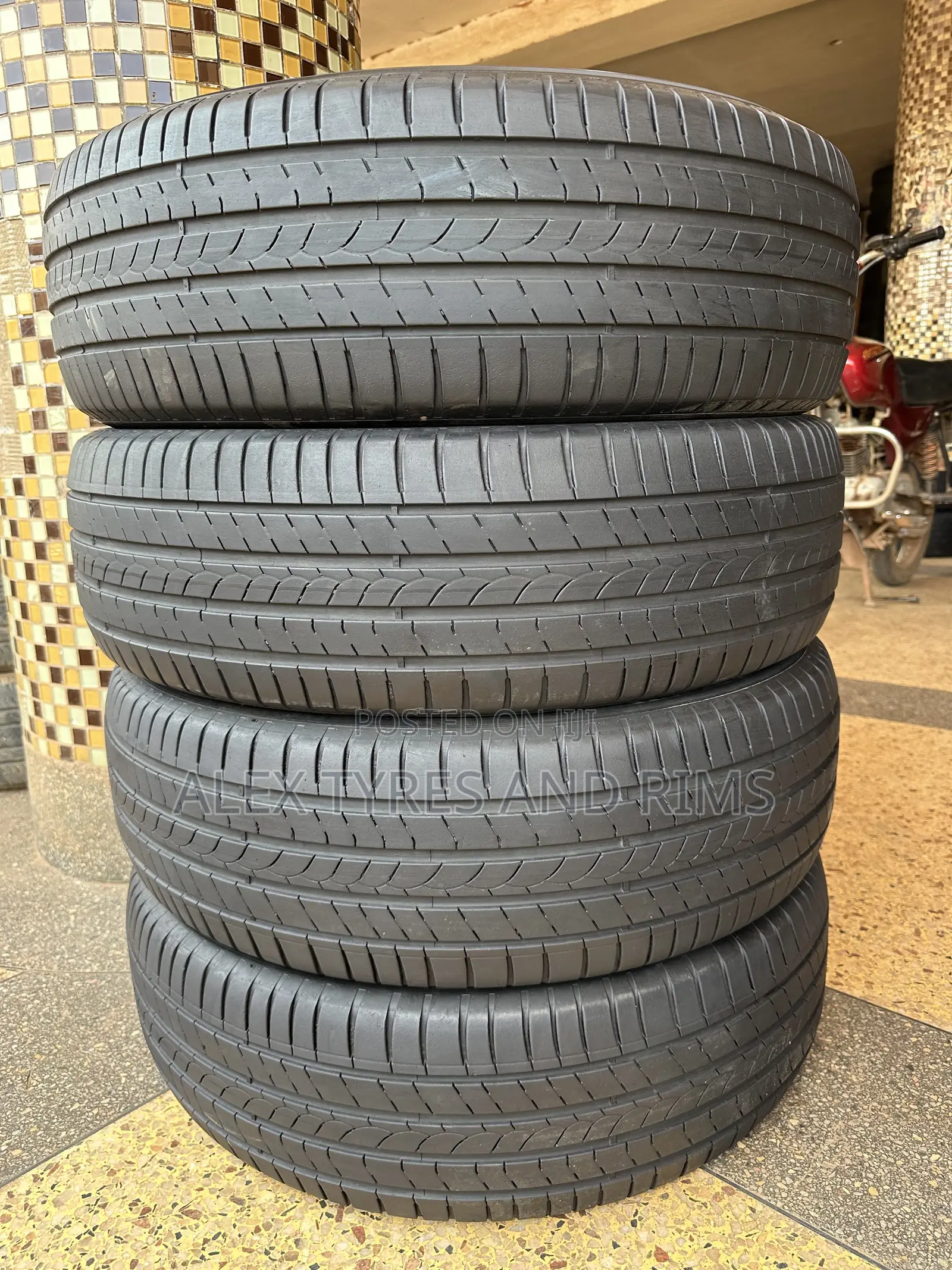 225/65r17 Pirelli Foreign Used Tyres