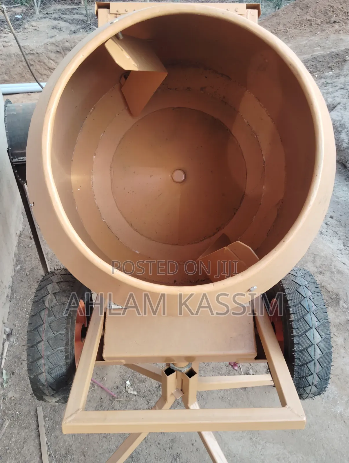 One Mans Operational Petrol Concrete Mixer Machine