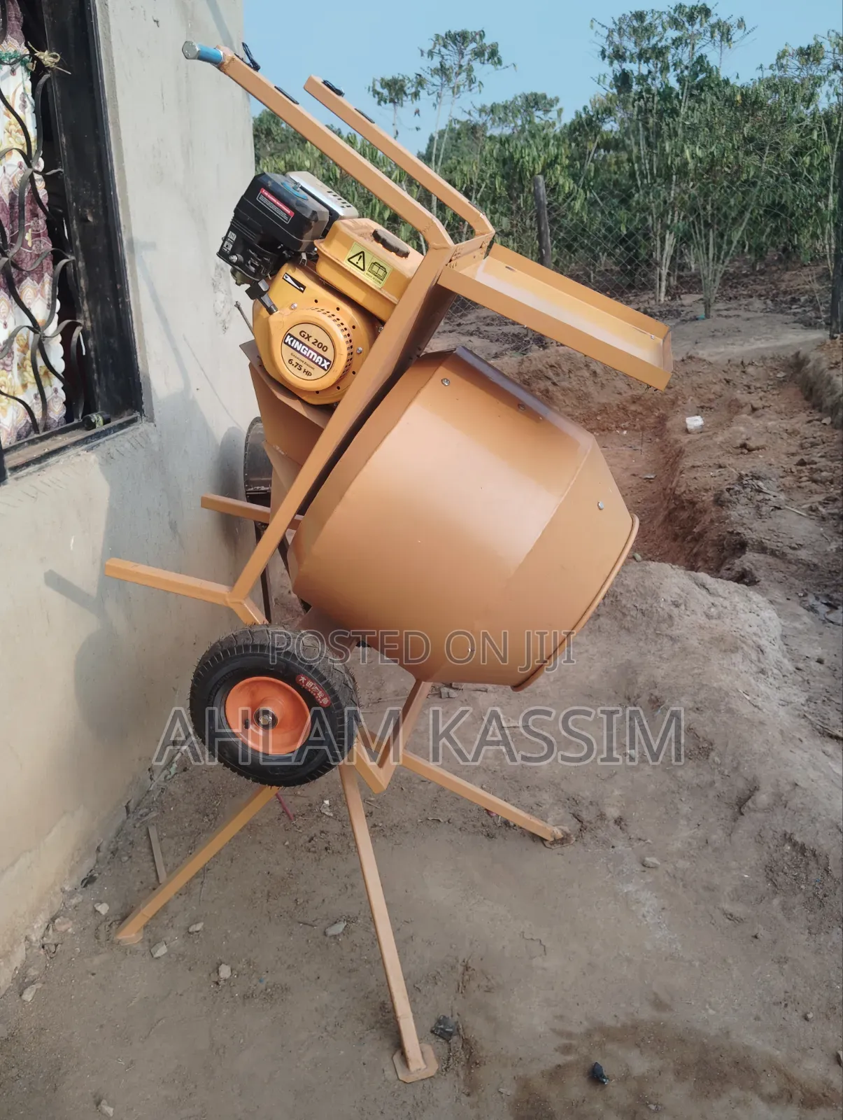 One Mans Operational Petrol Concrete Mixer Machine