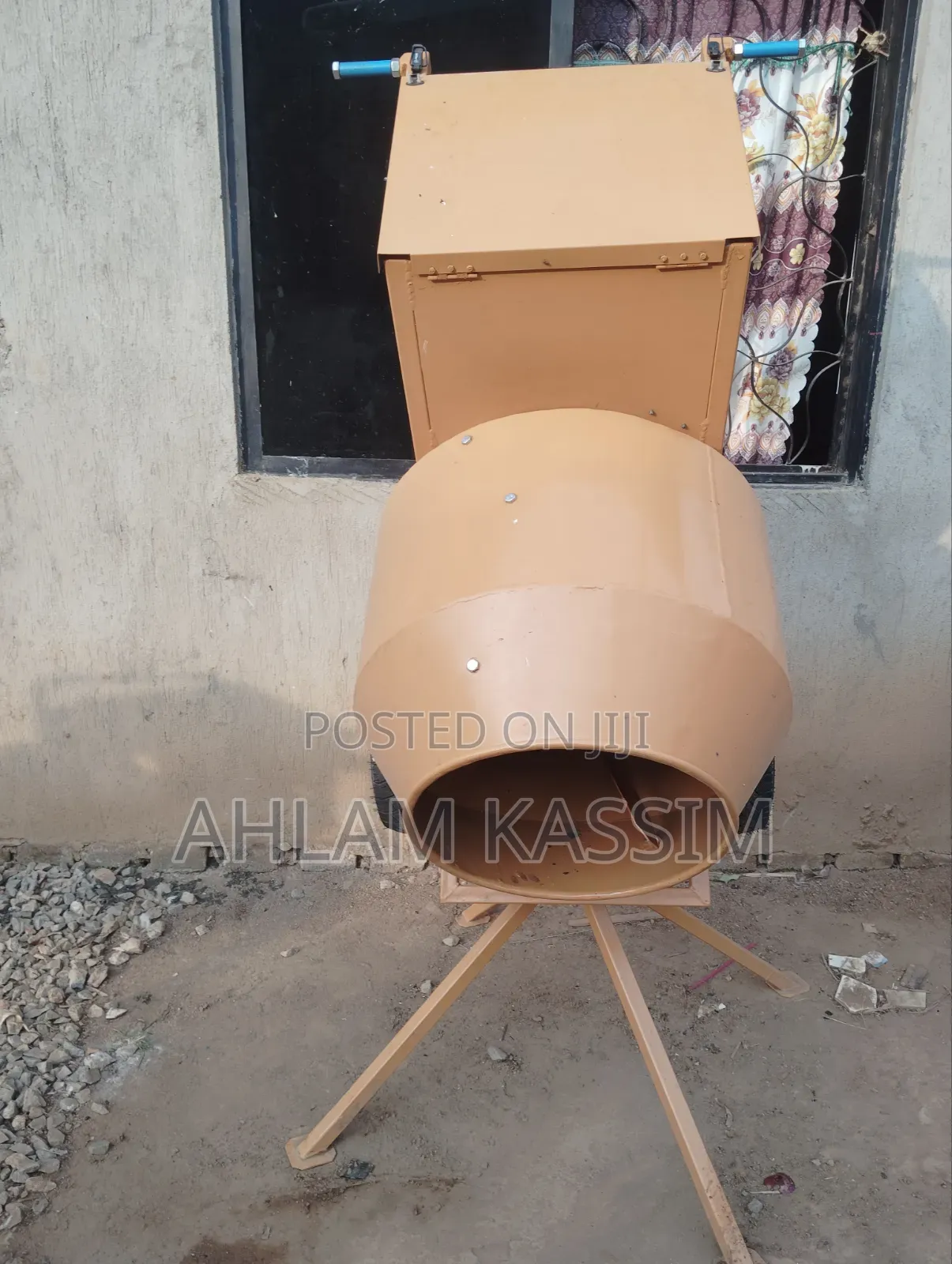 One Mans Operational Petrol Concrete Mixer Machine