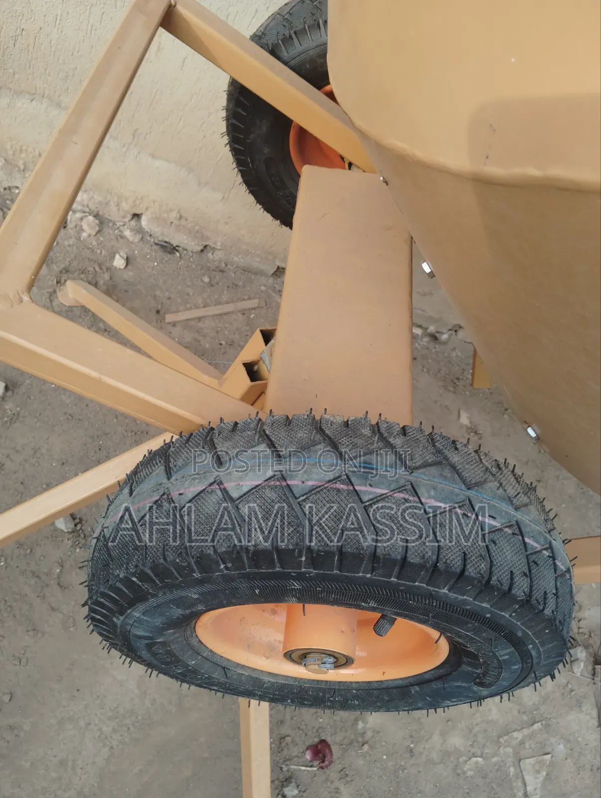 One Mans Operational Petrol Concrete Mixer Machine
