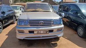 Toyota Land Cruiser Prado 4.0 Petrol TX 2007 Silver