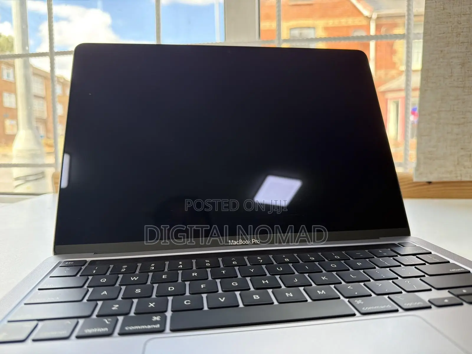 Laptop Apple MacBook Pro 2020 M1 8GB Apple M1 Pro SSD 512GB