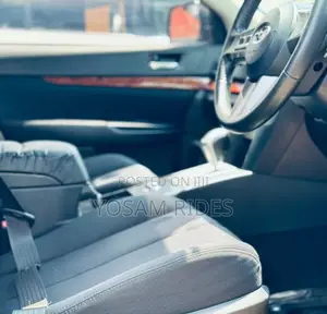Subaru Legacy 2.5i Premium 2010 Silver