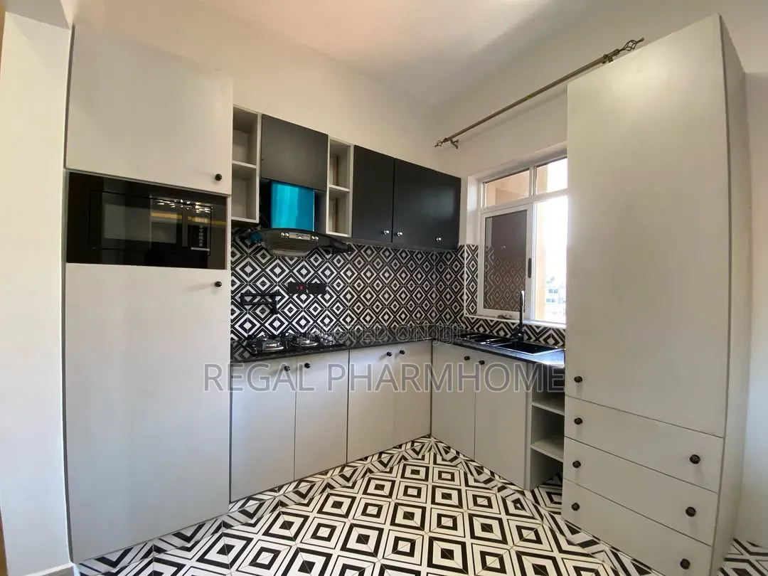 3bdrm Apartment in Bugolobi, Central Division for rent
