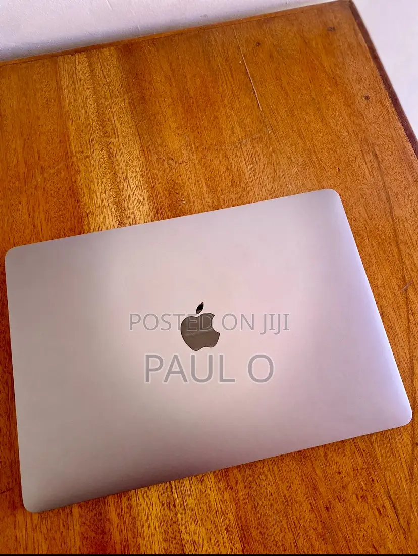 New Laptop Apple MacBook Pro 2017 8GB Intel Core i5 HDD+SSD 1T