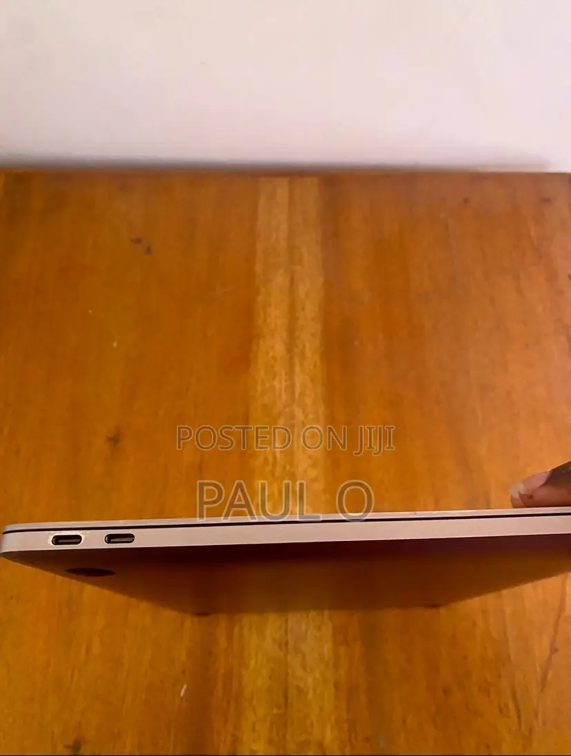 New Laptop Apple MacBook Pro 2017 8GB Intel Core i5 HDD+SSD 1T