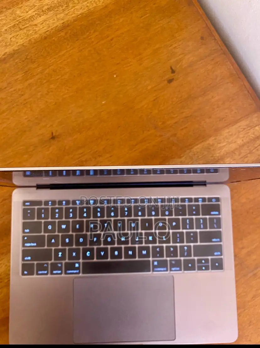 New Laptop Apple MacBook Pro 2017 8GB Intel Core i5 HDD+SSD 1T