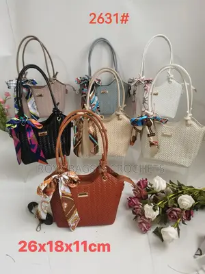 Classy Lady Shoulder Bags