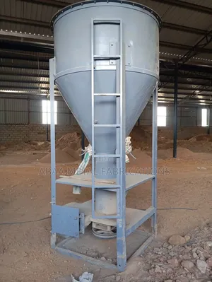 Feed Mixer