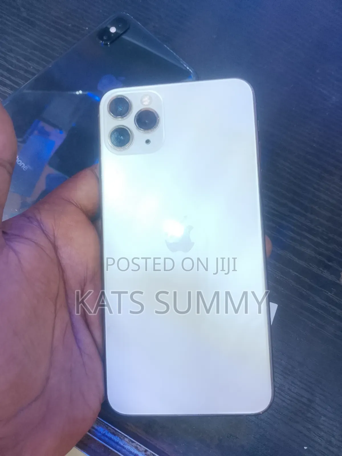 Apple iPhone 11 Pro Max 64 GB Gold