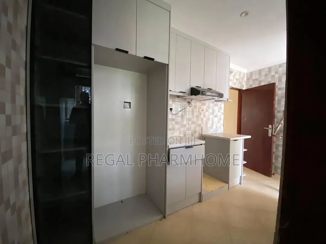 2bdrm Apartment in Muyenga, Central Division for rent