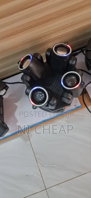 4 Head Multi Axis Moving Stage Light