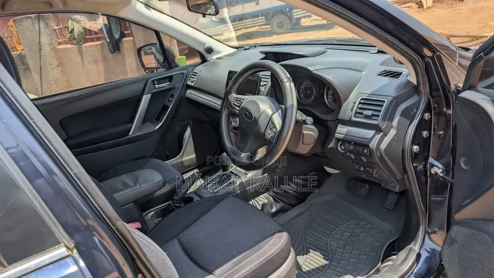 Subaru Forester 2015 Black