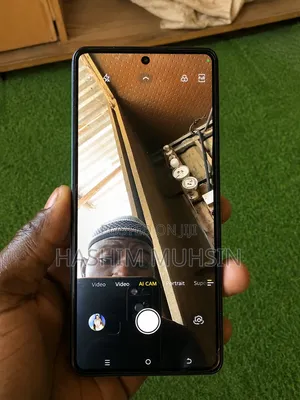 Tecno Pova 6 Pro 5G 256 GB Blue