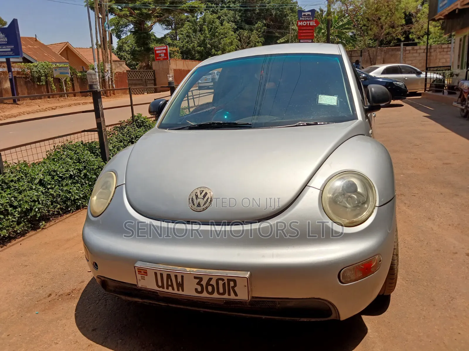 Volkswagen Beetle 2004 Silver