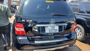 Mercedes-Benz M Class 2009 Black