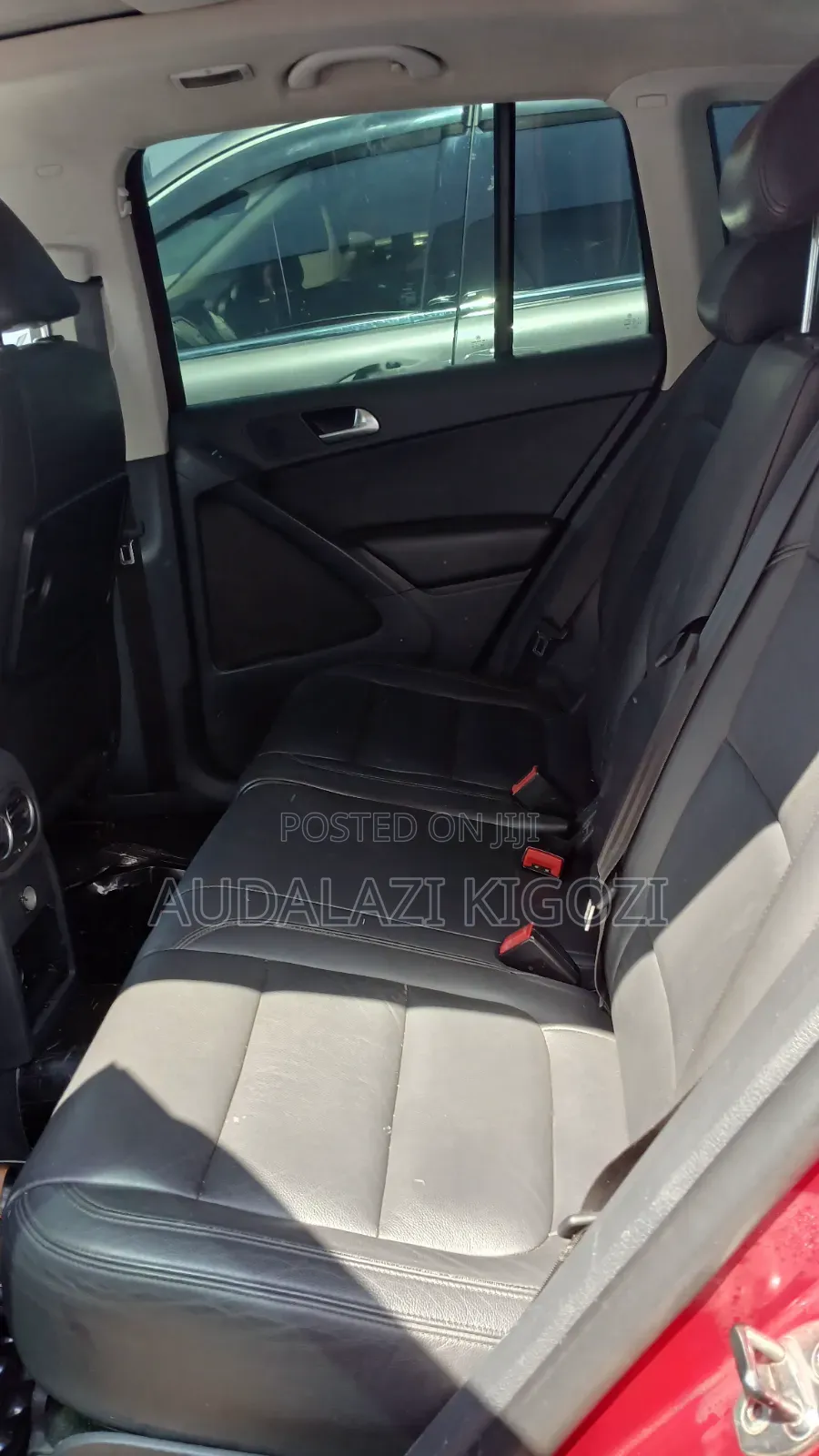 Volkswagen Tiguan 2010 Red
