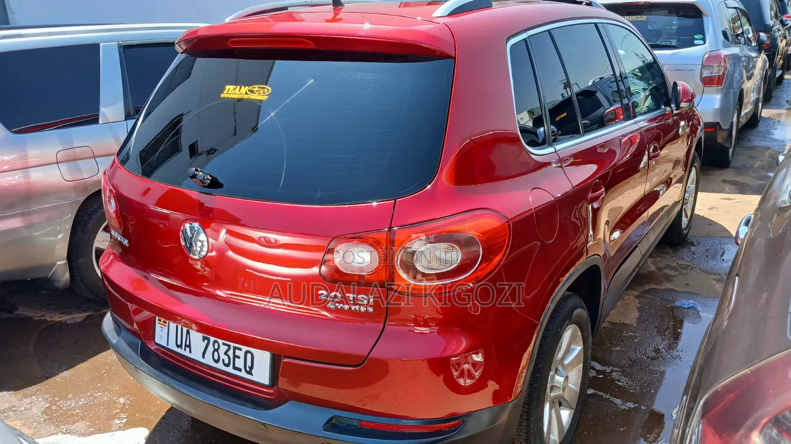 Volkswagen Tiguan 2010 Red