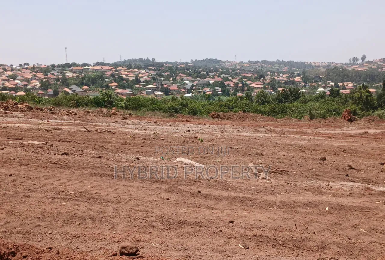 Prime Plots for Sale at Wakiso~Buyera Town Land Estate~Hoima Road.