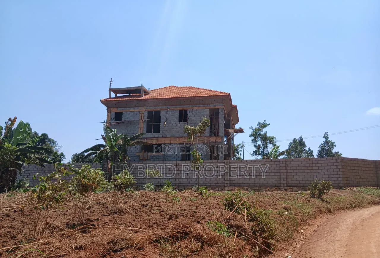 Prime Plots for Sale at Wakiso~Buyera Town Land Estate~Hoima Road.