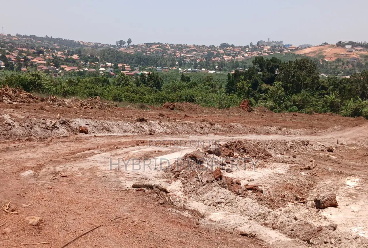 Prime Plots for Sale at Wakiso~Buyera Town Land Estate~Hoima Road.