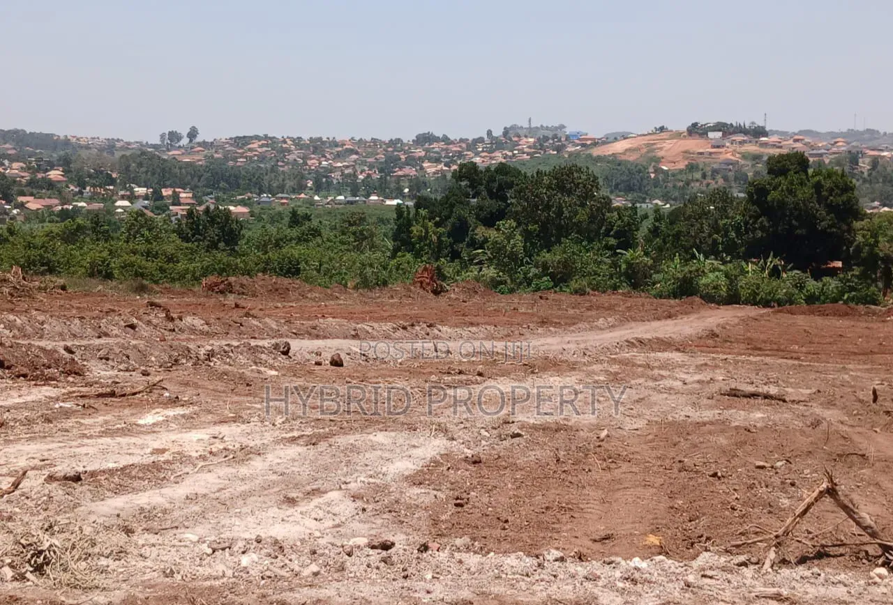 Prime Plots for Sale at Wakiso~Buyera Town Land Estate~Hoima Road.