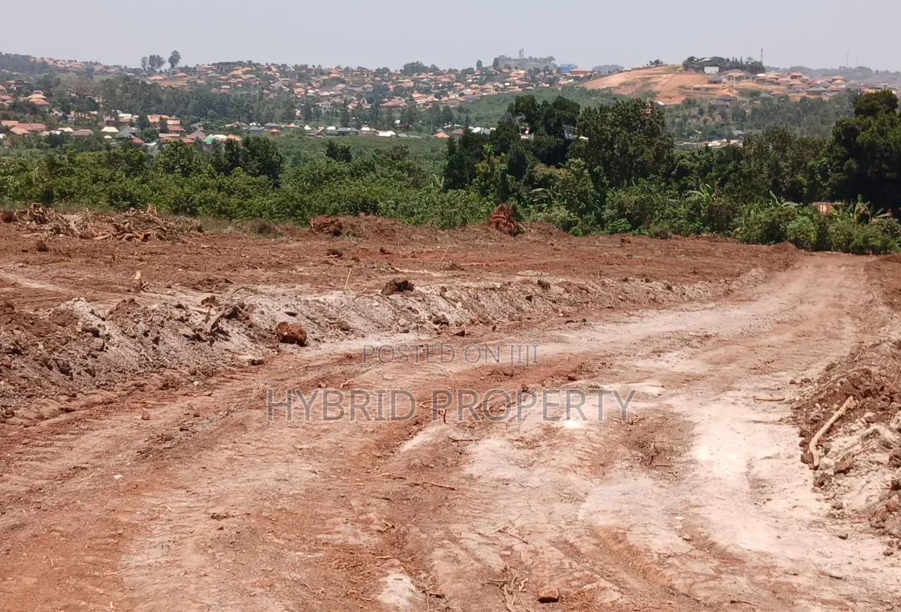 Prime Plots for Sale at Wakiso~Buyera Town Land Estate~Hoima Road.
