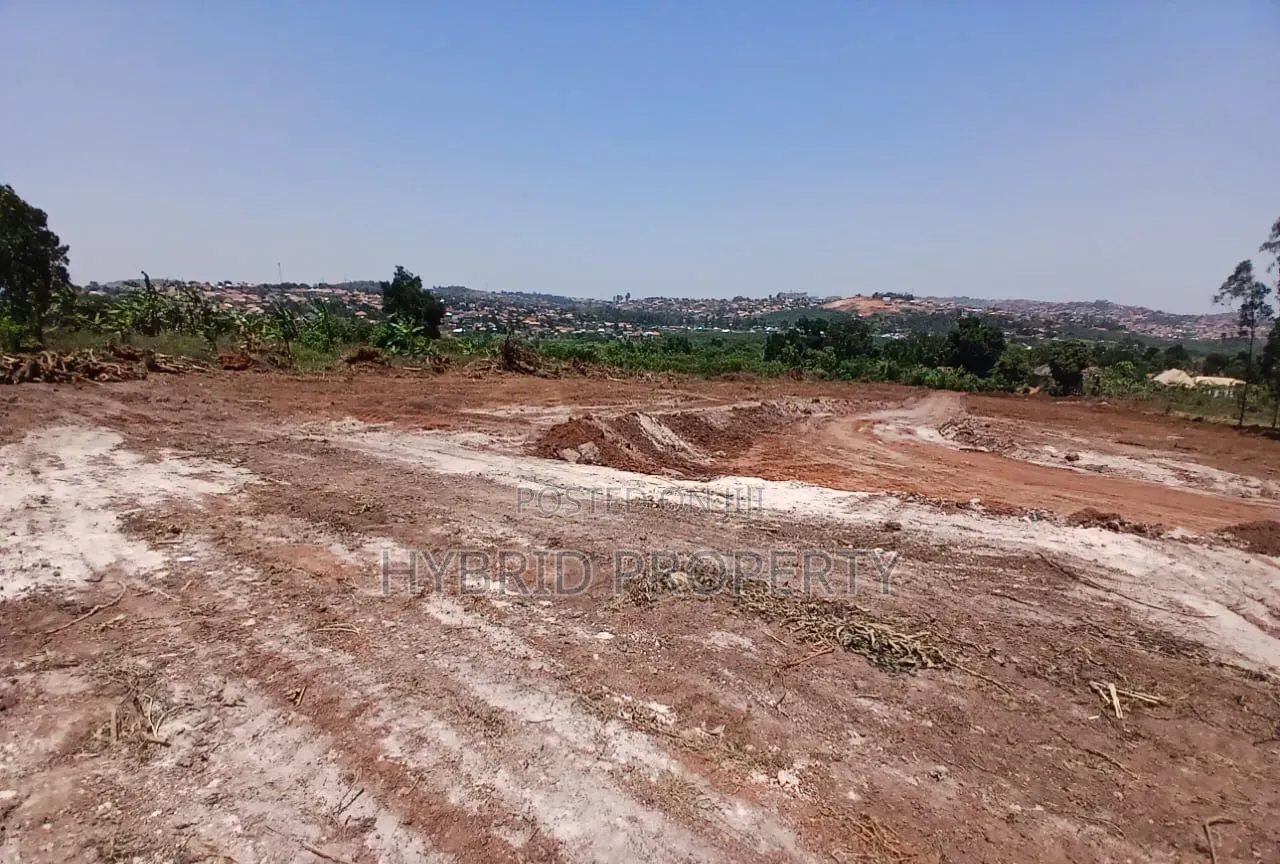 Prime Plots for Sale at Wakiso~Buyera Town Land Estate~Hoima Road.