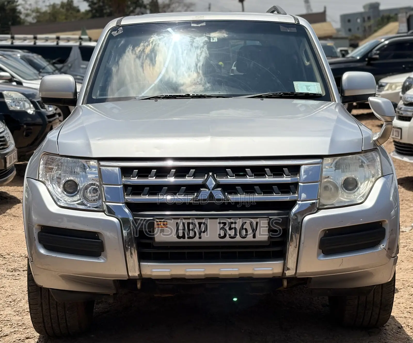 Mitsubishi Pajero 3.2 Di-Dc GLS 2011 Silver