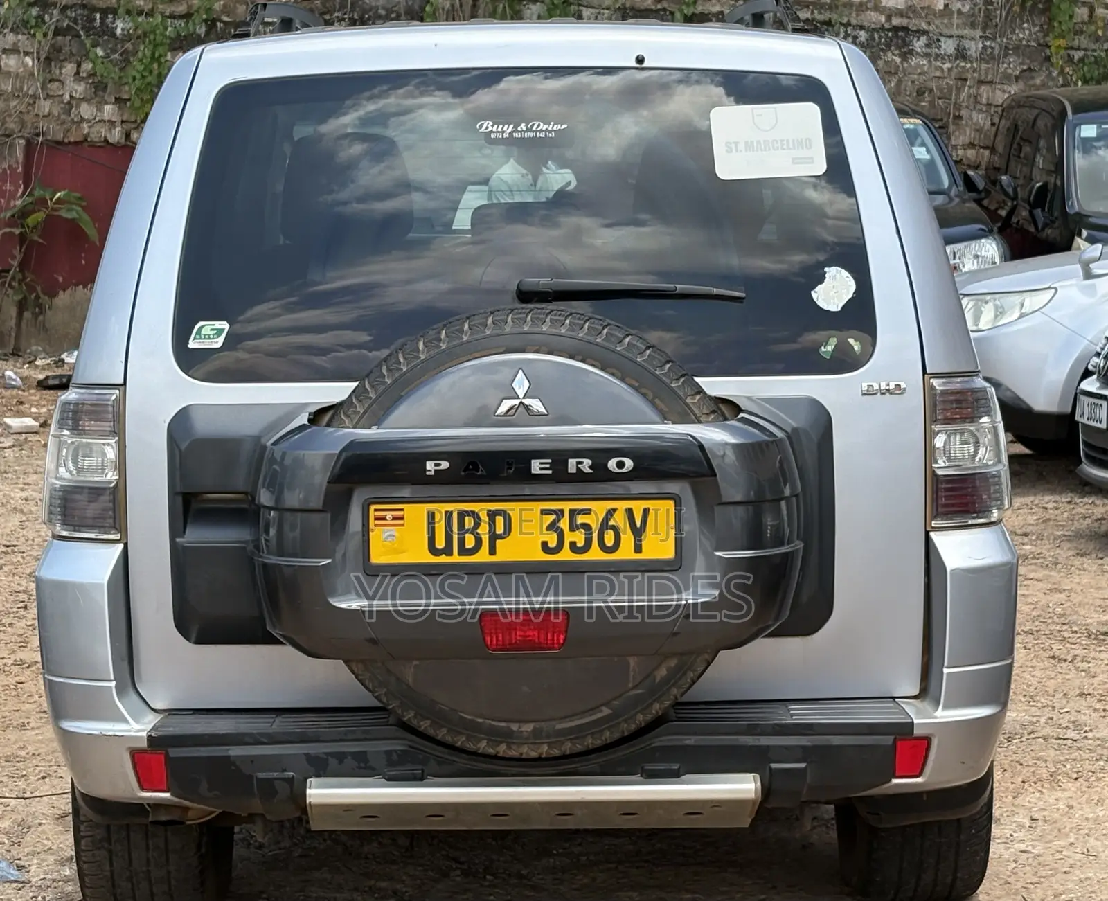 Mitsubishi Pajero 3.2 Di-Dc GLS 2011 Silver