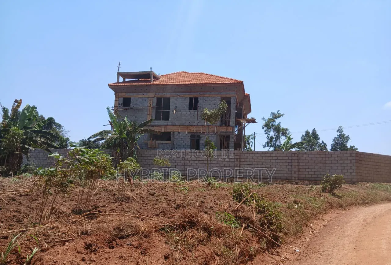 Prime Plot for Sale at Wakiso~Buyera Town~Hoima Rd [Wakiso District] X