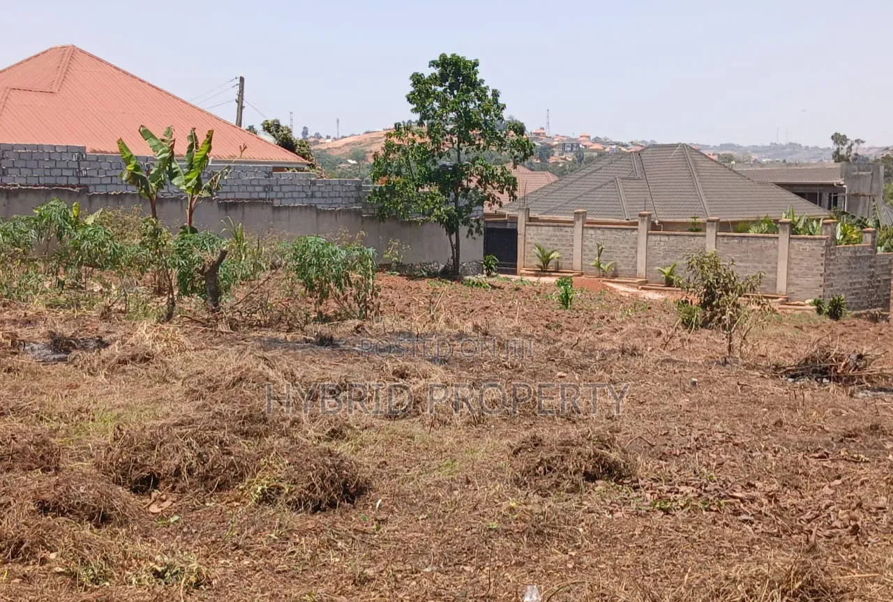 Prime Plot for Sale at Wakiso~Buyera Town~Hoima Rd [Wakiso District] X
