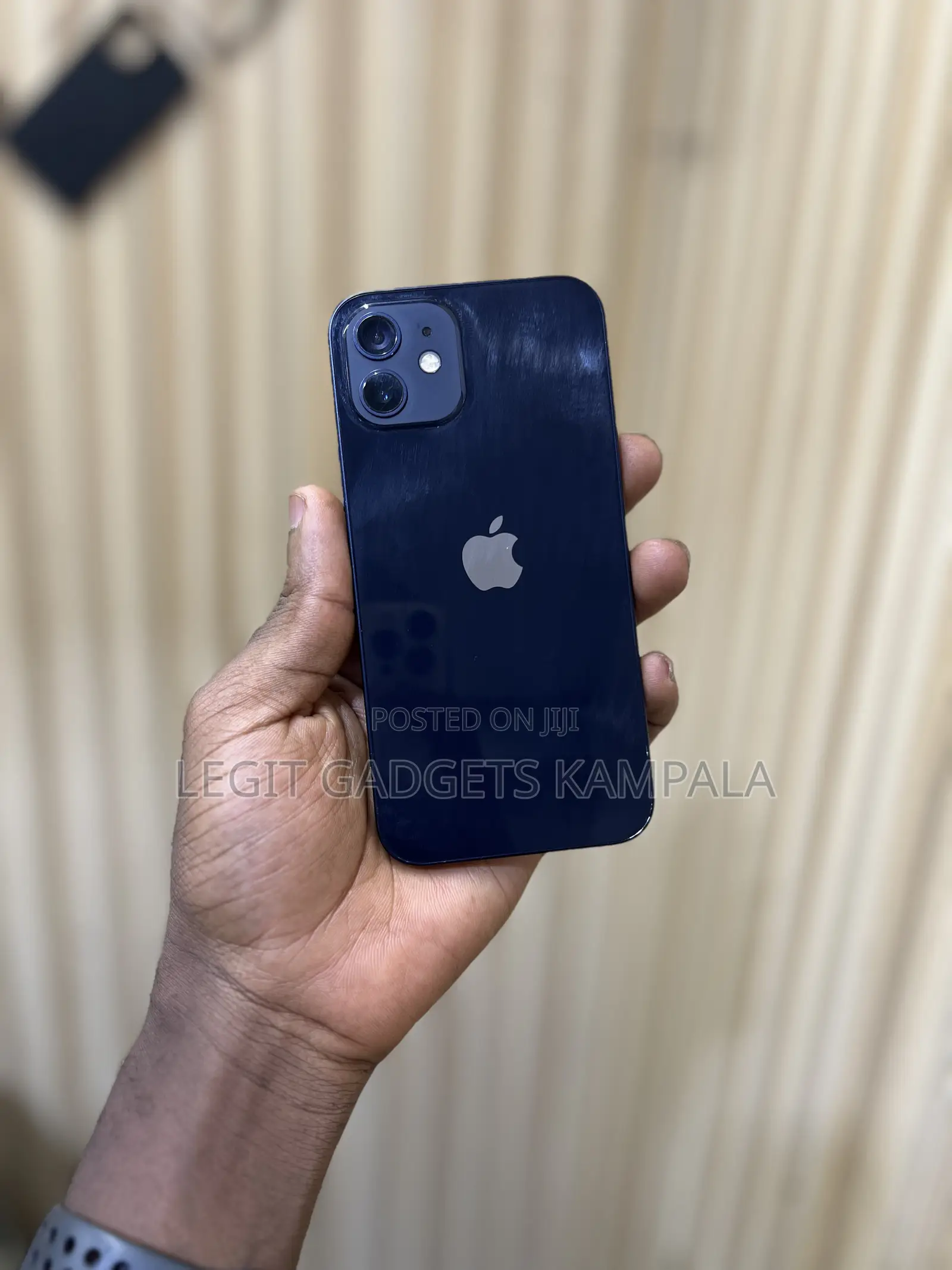 Apple iPhone 12 64 GB Black