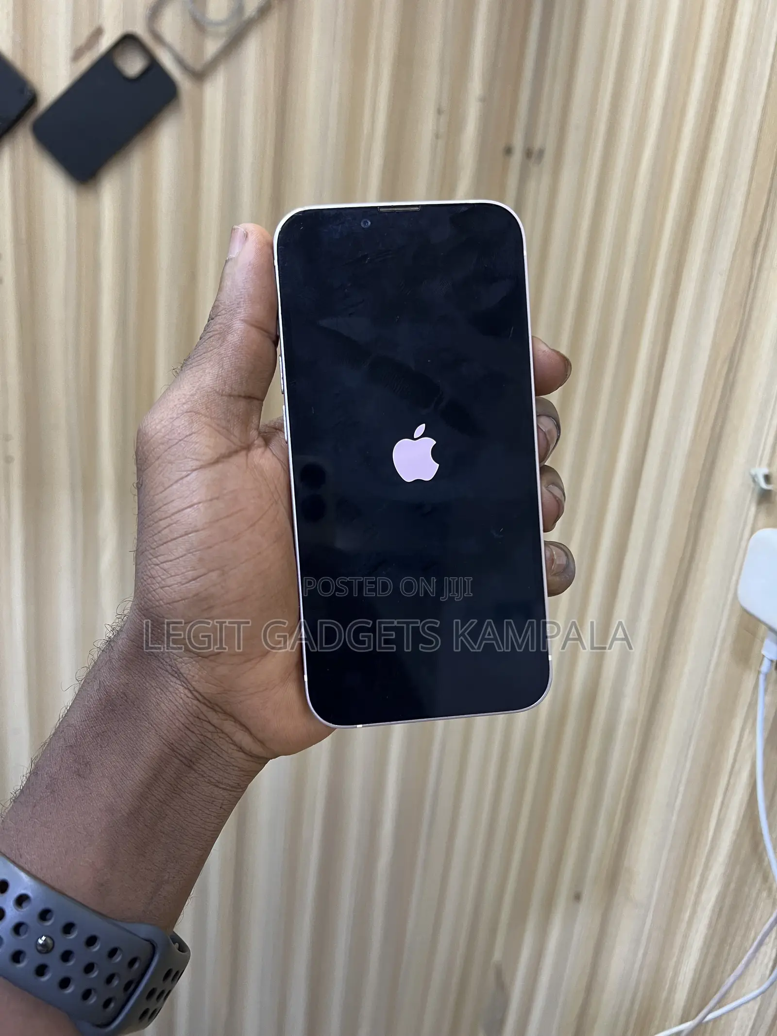 Apple iPhone 13 128 GB Pink