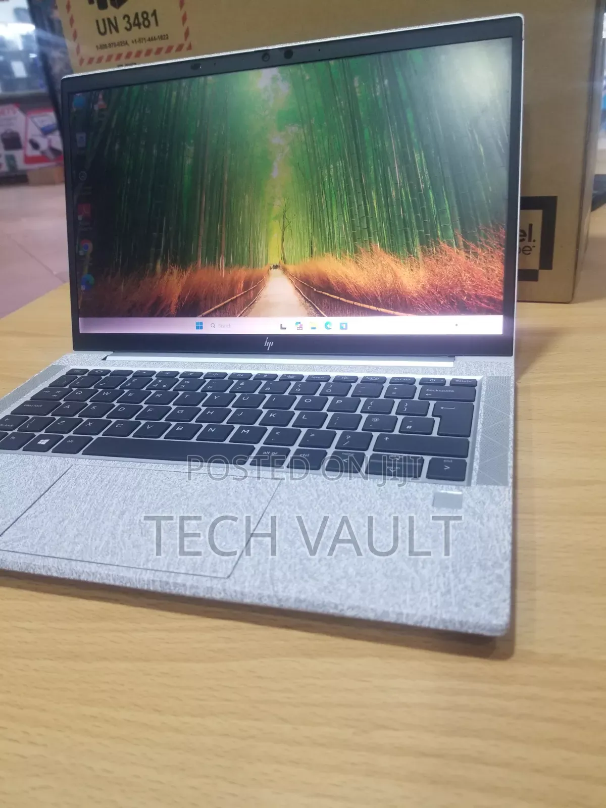 Laptop HP EliteBook 830 G8 8GB Intel Core i5 SSD 256GB