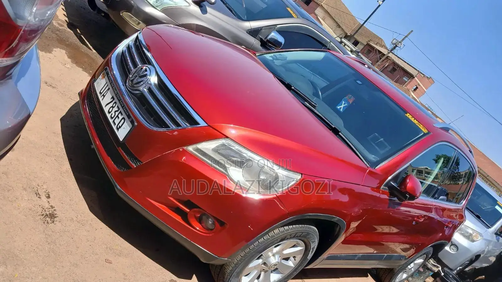 Volkswagen Tiguan 2010 Red