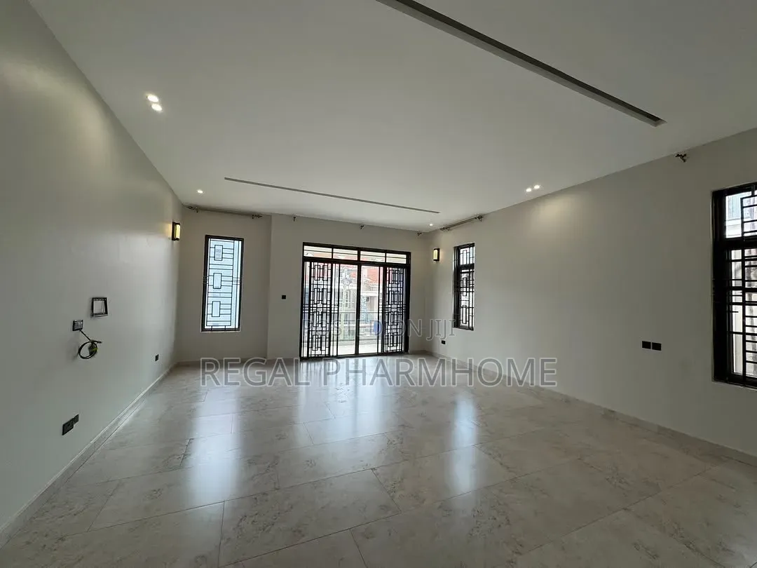 4bdrm Duplex in Ntinda, Central Division for rent