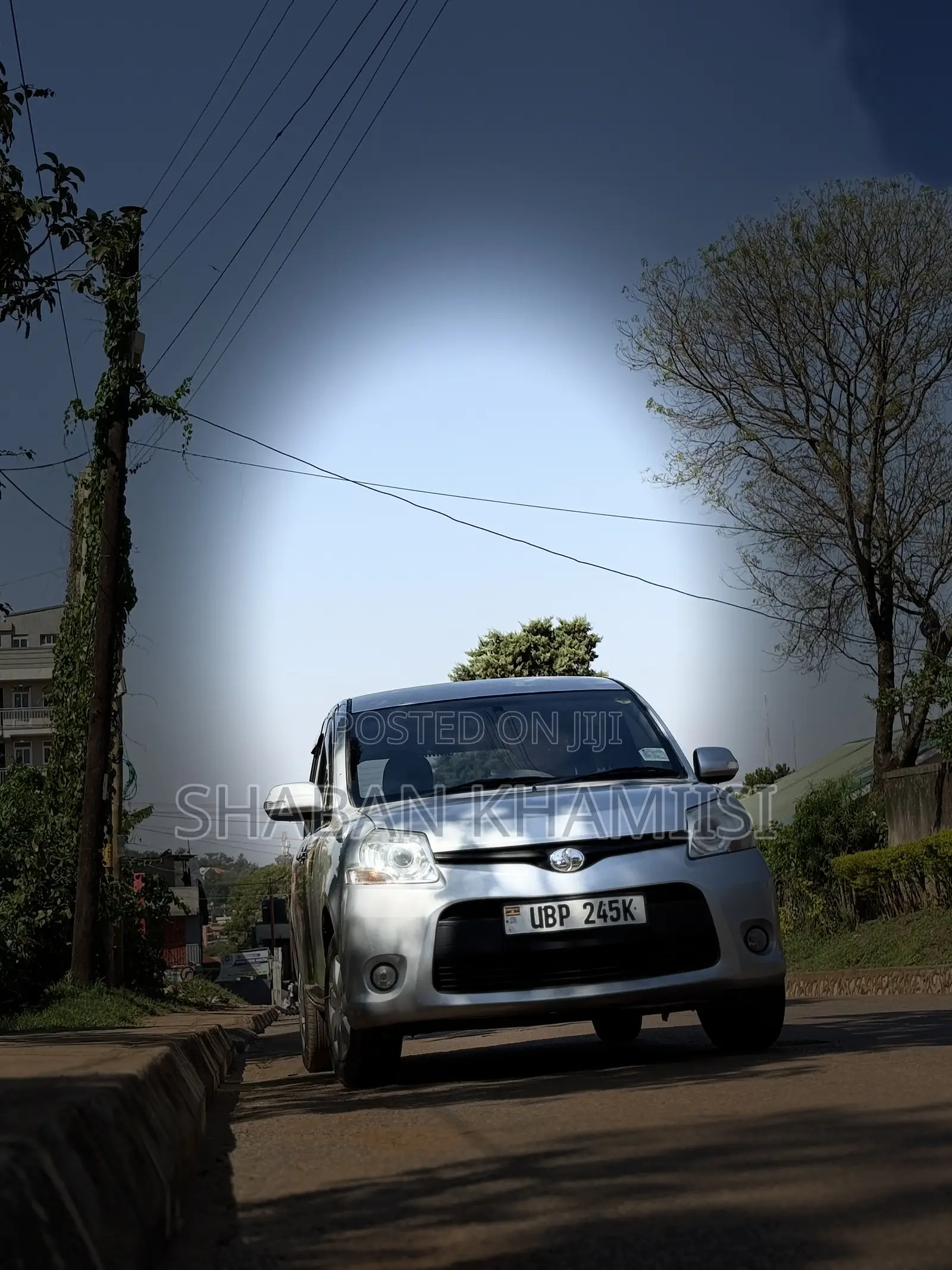 Toyota Sienta 1.5 AWD 2014 Silver