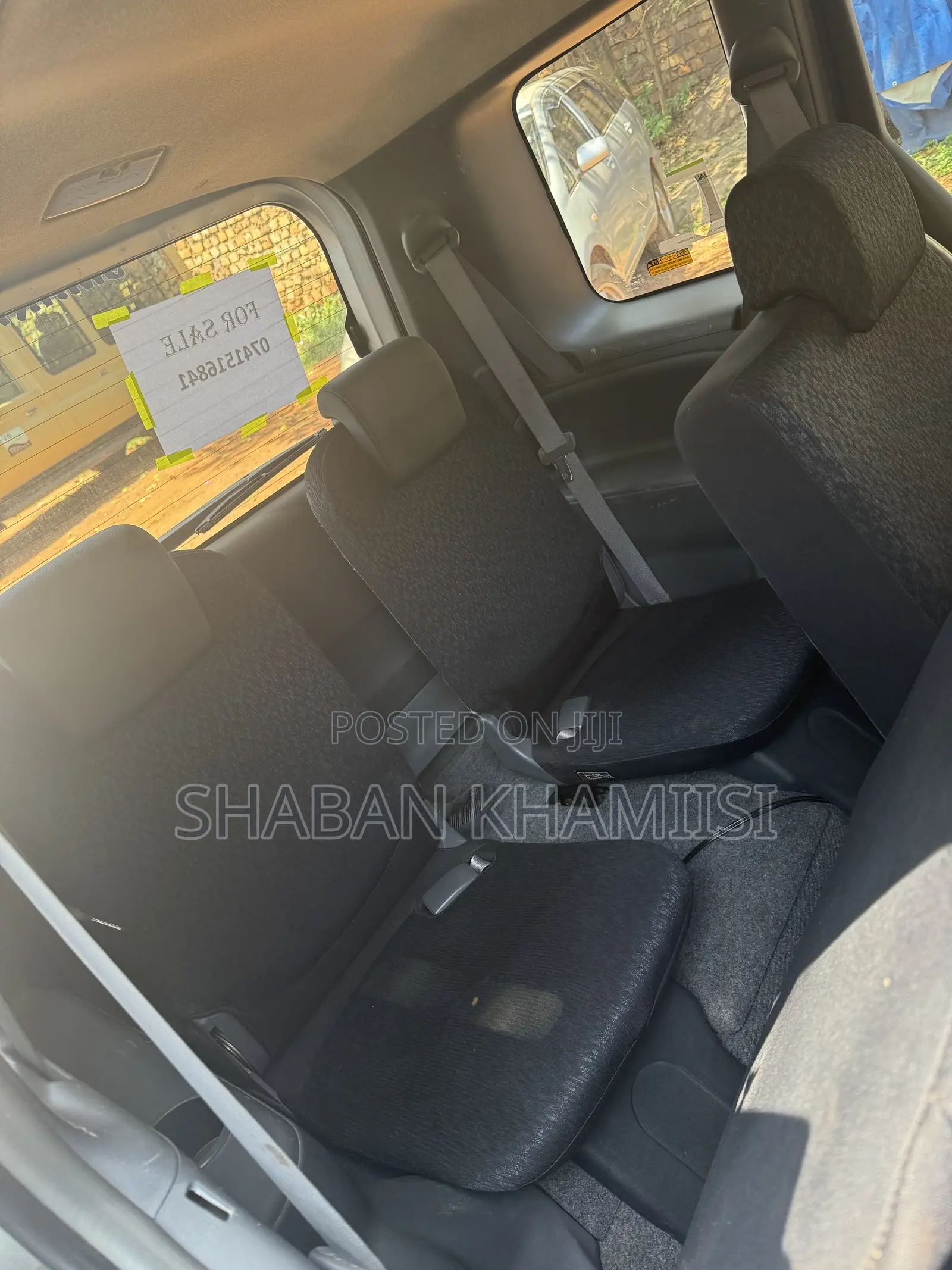 Toyota Sienta 1.5 AWD 2014 Silver