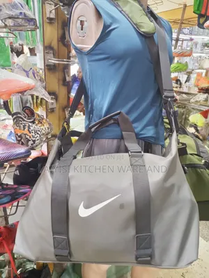 Training Duffle Bag – Strong, Spacious & Durable and Sizeable