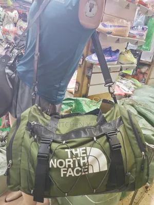 Training Duffle Bag – Strong, Spacious & Durable