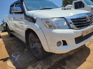 Toyota Hilux 3.0 D-4D Double Cab 2008 White
