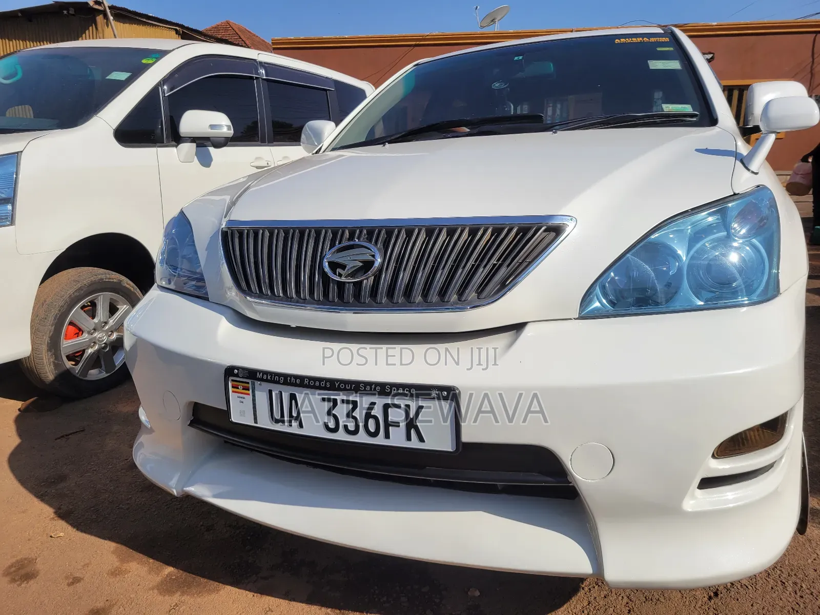 Toyota Harrier 2.4 2008 White