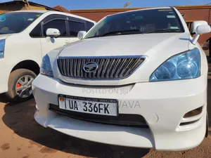 Toyota Harrier 2.4 2008 White
